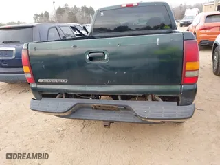 2002 Chevrolet Silverado 1500 LS with VIN 1GCEK19TX2E298985, listed as a IAAI auction lot 41459560 with 123,180 mi miles. Bid and sale history available at carsss.com. Image 17.