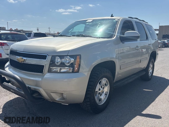 2014 Chevrolet Tahoe LT с VIN 1GNSKBE01ER228400, выставлен на аукционе Copart как лот 53716725 с пробегом 160 420 миль миль и Чистый • Clean title. История ставок и продаж доступна на DreamBid. Изображение 2.