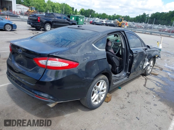 2015 Ford Fusion SE z VIN 3FA6P0H71FR242592, wystawiony jako IAAI lot #42255825 z przebiegiem Nie podano mil oraz . Historia ofert i sprzedaży dostępna na DreamBid. Obrazek 4.
