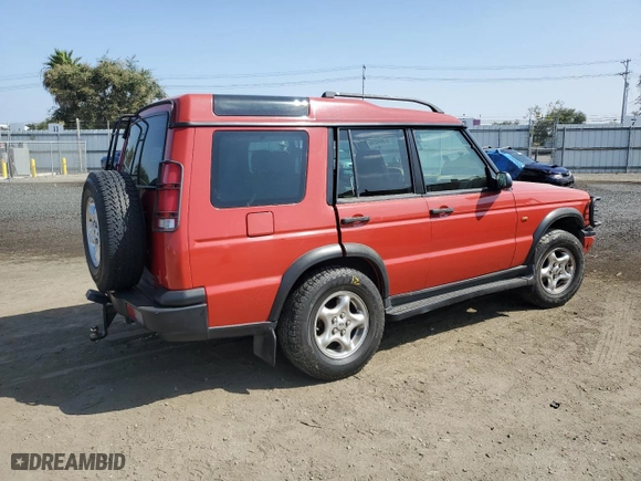 2000 Land Rover Discovery Series II w/Cloth with VIN SALTY1543YA240519, listed as a Copart auction lot 61064814 with NaN miles and Salvage Title. Bid and sale history available at carsss.com. Image 3.