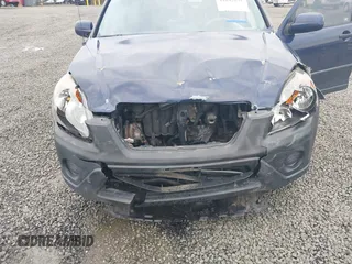 2006 Honda CR-V EX with VIN JHLRD68816C017988, listed as a IAAI auction lot 41842031 with 204,947 mi miles and . Bid and sale history available at carsss.com. Image 6.