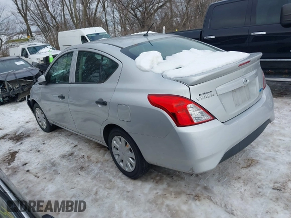 2016 Nissan Versa SV with VIN 3N1CN7AP5GL809383, listed as a IAAI auction lot 41330303 with 101,375 mi miles. Bid and sale history available at carsss.com. Image 3.