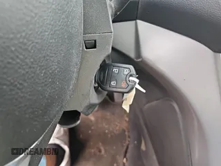 2016 Ford Escape SE с VIN 1FMCU9GX0GUB00929, выставлен на аукционе IAAI как лот 42503267 с пробегом 95 079 миль миль и . История ставок и продаж доступна на DreamBid. Изображение 6.
