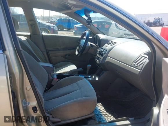 2002 Nissan Altima S with VIN 1N4AL11D62C154514, listed as a IAAI auction lot 41991610 with 175,742 mi miles. Bid and sale history available at carsss.com. Image 5.