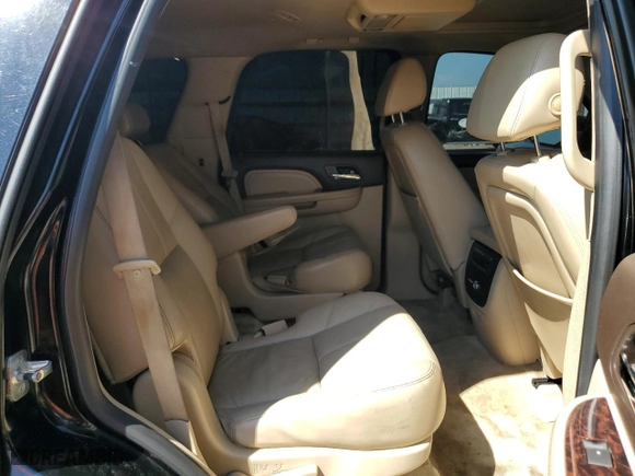 2007 GMC Yukon Denali with VIN 1GKFK63877J254760, listed as a Copart auction lot 70983944 with 137,075 mi miles and Salvage Title. Bid and sale history available at carsss.com. Image 11.