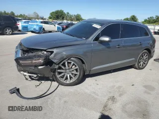 2018 Audi Q7 Premium Plus z VIN WA1LHAF72JD015720, wystawiony jako Copart lot #50216125 z przebiegiem Nie podano mil oraz Szkoda całkowita • Salvage title. Historia ofert i sprzedaży dostępna na DreamBid. Obrazek 1.