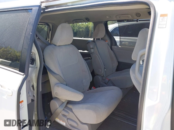 2016 Toyota Sienna LE AAS with VIN 5TDKK3DC0GS718129, listed as a IAAI auction lot 41818130 with 145,863 mi miles. Bid and sale history available at carsss.com. Image 8.