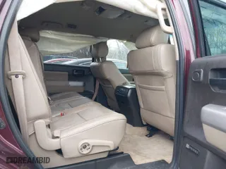 2008 Toyota Sequoia SR5 with VIN 5TDBY64A18S016529, listed as a IAAI auction lot 41051438 with 161,484 mi miles. Bid and sale history available at carsss.com. Image 8.