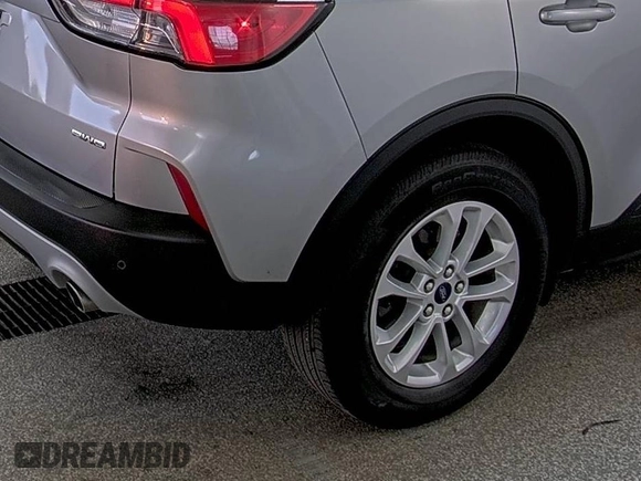 2022 Ford Escape SE with VIN 1FMCU9G65NUB41402, listed as a IAAI auction lot 42733931 with 62,151 mi miles and . Bid and sale history available at DreamBid. Image 31.