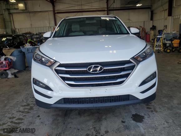 2017 Hyundai Tucson SE with VIN KM8J3CA49HU479694, listed as a Copart auction lot 54021245 with 73,296 mi miles and Non Repairable. Bid and sale history available at carsss.com. Image 5.