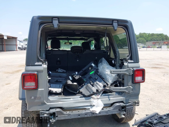 2023 Jeep Wrangler Sport Altitude с VIN 1C4HJXDG6PW576179, выставлен на аукционе IAAI как лот 42345627 с пробегом 20 112 миль миль и . История ставок и продаж доступна на DreamBid. Изображение 17.