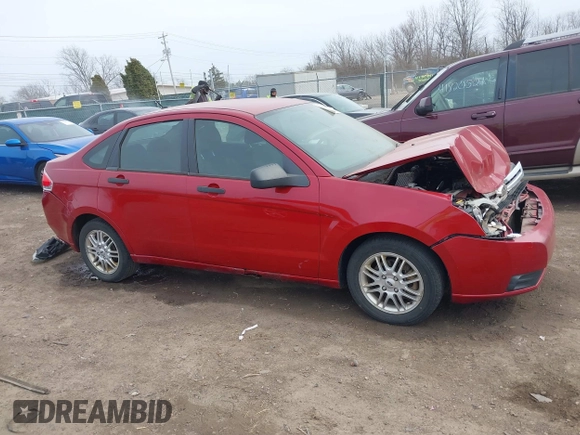 2009 Ford Focus SE z VIN 1FAHP35N69W197700, wystawiony jako IAAI lot #41834668 z przebiegiem 176 623 mil mil oraz . Historia ofert i sprzedaży dostępna na DreamBid. Obrazek 14.