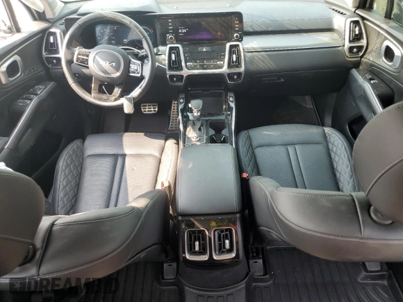 2022 Kia Sorento SX z VIN 5XYRK4LF4NG116621, wystawiony jako Copart lot #58550865 z przebiegiem 56 095 mil mil oraz Szkoda całkowita • Salvage title. Historia ofert i sprzedaży dostępna na DreamBid. Obrazek 8.