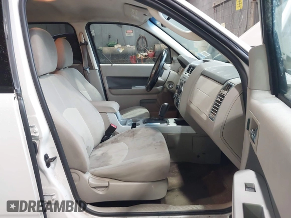 2009 Mercury Mariner с VIN 4M2CU81G99KJ23156, выставлен на аукционе IAAI как лот 42715313 с пробегом 199 805 миль миль и . История ставок и продаж доступна на DreamBid. Изображение 5.