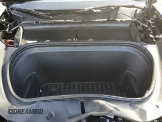 2025 Tesla Model Y Long Range with VIN 7SAYGDEE4SF291068, listed as a Copart auction lot 51204615 with 2,958 mi miles and Salvage Title. Bid and sale history available at DreamBid. Image 11.