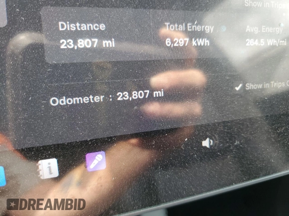 2023 Tesla Model Y Long Range z VIN 7SAYGDEE7PF965446, wystawiony jako Copart lot #54710375 z przebiegiem 23 807 mil mil oraz Szkoda całkowita • Salvage title. Historia ofert i sprzedaży dostępna na DreamBid. Obrazek 9.