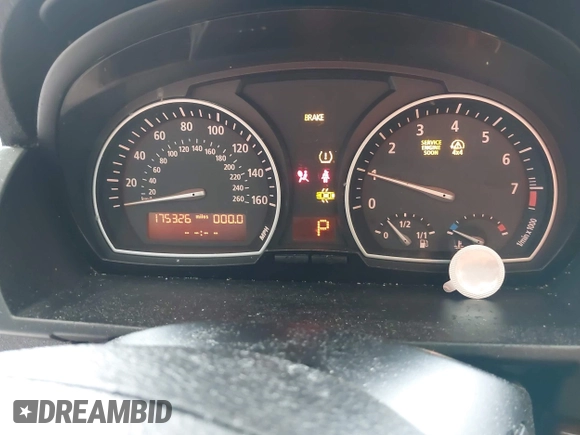 2008 BMW X3 3.0si with VIN WBXPC93438WJ02414, listed as a IAAI auction lot 42019361 with 175,326 mi miles and . Bid and sale history available at DreamBid. Image 7.