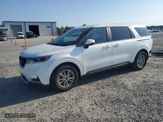 2024 Kia Carnival LX with VIN KNDNB4H31R6334893, listed as a Copart auction lot 72634694 with 8,285 mi miles and Salvage Title. Bid and sale history available at carsss.com. Image 1.