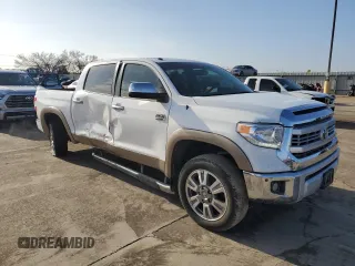 2015 Toyota Tundra 4WD Truck Platinum with VIN 5TFAW5F13FX460740, listed as a Copart auction lot 84609664 with 89,456 mi miles and Salvage Title. Bid and sale history available at carsss.com. Image 4.