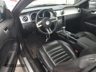 2008 Ford Mustang GT Deluxe с VIN 1ZVHT82H585115877, выставлен на аукционе Copart как лот 64524045 с пробегом 122 707 миль миль и Списание • Salvage title. История ставок и продаж доступна на DreamBid. Изображение 8.