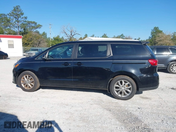 2019 Kia Sedona LX with VIN KNDMB5C1XK6537049, listed as a IAAI auction lot 41777727 with 86,987 mi miles. Bid and sale history available at carsss.com. Image 14.
