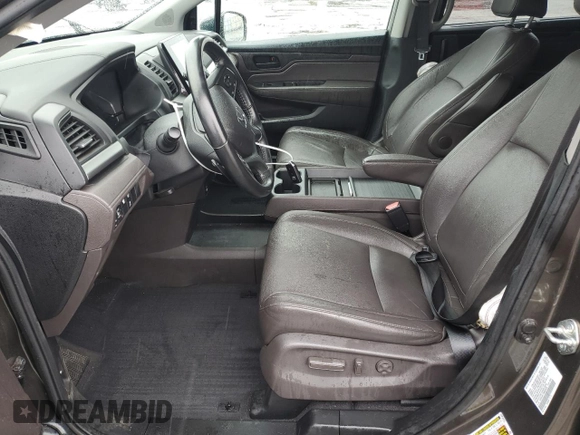 2021 Honda Odyssey EX-L with VIN 5FNRL6H77MB026329, listed as a Copart auction lot 48042705 with 45,046 mi miles and Salvage Title. Bid and sale history available at DreamBid. Image 7.