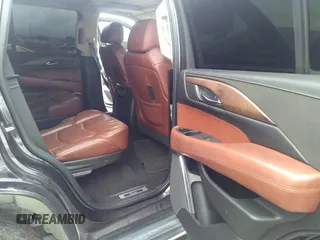 2018 Cadillac Escalade Luxury z VIN 1GYS3BKJ7JR204609, wystawiony jako IAAI lot #40951011 z przebiegiem 79 335 mil mil oraz . Historia ofert i sprzedaży dostępna na DreamBid. Obrazek 8.