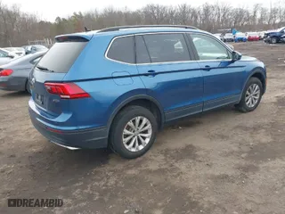 2019 Volkswagen Tiguan SE with VIN 3VV2B7AX7KM107443, listed as a IAAI auction lot 41628603 with 53,444 mi miles. Bid and sale history available at carsss.com. Image 4.
