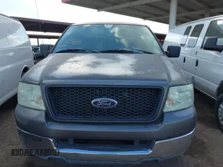 2004 Ford F-150 XLT with VIN 1FTRW12W14KD43052, listed as a IAAI auction lot 41439615 with 241,554 mi miles. Bid and sale history available at carsss.com. Image 6.