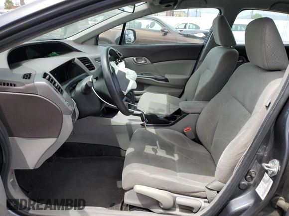 2012 Honda Civic LX z VIN 19XFB2F56CE390987, wystawiony jako Copart lot #56753635 z przebiegiem 81 832 mil mil oraz Szkoda całkowita • Salvage title. Historia ofert i sprzedaży dostępna na DreamBid. Obrazek 7.