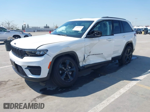 2023 Jeep Grand Cherokee Laredo with VIN 1C4RJHAGXPC660392, listed as a IAAI auction lot 41845564 with 7,444 mi miles and . Bid and sale history available at DreamBid. Image 17.