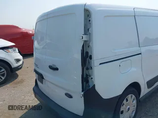 2019 Ford Transit Connect XL z VIN NM0LS7E25K1426481, wystawiony jako IAAI lot #42408611 z przebiegiem 153 504 mil mil oraz . Historia ofert i sprzedaży dostępna na DreamBid. Obrazek 6.
