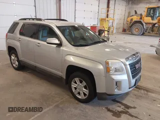 2013 GMC Terrain SLE with VIN 2GKFLTEK6D6219267, listed as a IAAI auction lot 41880395 with 227,272 mi miles. Bid and sale history available at carsss.com. Image 1.