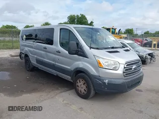 2017 Ford Transit XL z VIN 1FBZX2ZMXHKA07921, wystawiony jako IAAI lot #42360969 z przebiegiem 190 070 mil mil oraz . Historia ofert i sprzedaży dostępna na DreamBid. Obrazek 1.