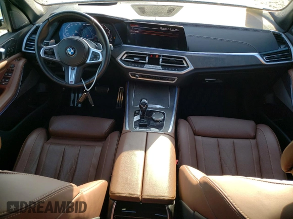 2021 BMW X5 M50i with VIN 5UXJU4C04M9G27685, listed as a Copart auction lot 84848344 with 32,349 mi miles and Salvage Title. Bid and sale history available at carsss.com. Image 8.