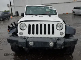 2018 Jeep Wrangler Unlimited Sport S z VIN 1C4BJWDG1JL855855, wystawiony jako Copart lot #56907455 z przebiegiem 61 437 mil mil oraz Szkoda całkowita • Salvage title. Historia ofert i sprzedaży dostępna na DreamBid. Obrazek 5.
