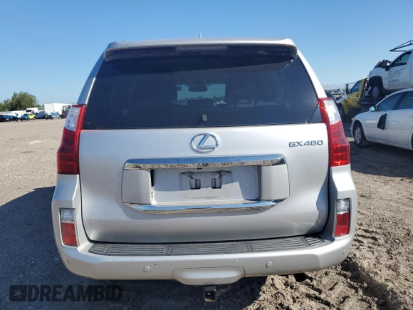 2013 Lexus GX 460 Premium z VIN JTJJM7FX5D5058424, wystawiony jako Copart lot #56698885 z przebiegiem 225 080 mil mil oraz Czysty tytuł • Clean title. Historia ofert i sprzedaży dostępna na DreamBid. Obrazek 6.