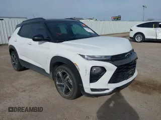 2021 Chevrolet TrailBlazer RS with VIN KL79MTSL2MB163941, listed as a IAAI auction lot 41698881 with 43,640 mi miles. Bid and sale history available at carsss.com. Image 1.