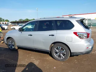 2020 Nissan Pathfinder SV with VIN 5N1DR2BN9LC585171, listed as a IAAI auction lot 42548131 with 98,204 mi miles and . Bid and sale history available at DreamBid. Image 14.