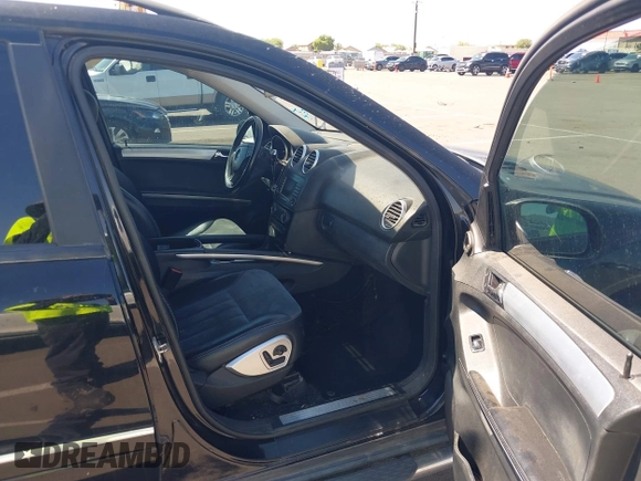 2008 Mercedes-Benz M 320 CDI with VIN 4JGBB22E08A330357, listed as a IAAI auction lot 40260219 with 169,967 mi miles and . Bid and sale history available at carsss.com. Image 5.