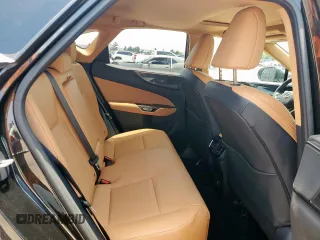 2024 Lexus NX 350 Premium z VIN 2T2GGCEZ0RC041388, wystawiony jako Copart lot #60419115 z przebiegiem 6 699 mil mil oraz Szkoda całkowita • Salvage title. Historia ofert i sprzedaży dostępna na DreamBid. Obrazek 11.