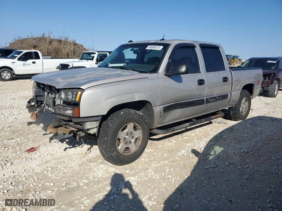 2004 Chevrolet Silverado 1500 Crew Cab LT with VIN 2GCEK13T541430662, listed as a Copart auction lot 84685674 with 199,078 mi miles and Salvage Title. Bid and sale history available at carsss.com. Image 1.