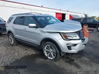 2019 Ford Explorer Limited with VIN 1FM5K8F8XKGB42714, listed as a IAAI auction lot 41525104 with 125,286 mi miles. Bid and sale history available at carsss.com. Image 1.