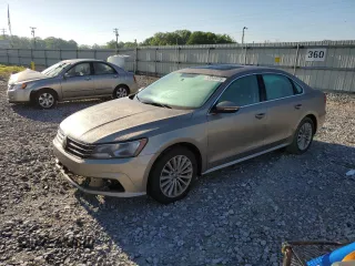2016 Volkswagen Passat SE z VIN 1VWBT7A3XGC026550, wystawiony jako Copart lot #53046825 z przebiegiem 167 155 mil mil oraz Szkoda całkowita • Salvage title. Historia ofert i sprzedaży dostępna na DreamBid. Obrazek 1.