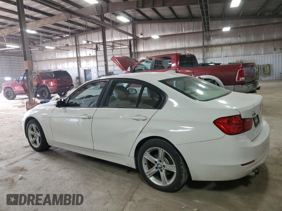 2013 BMW 3 Series 328i xDrive z VIN WBA3B5C5XDF596312, wystawiony jako Copart lot #88660715 z przebiegiem 76 751 mil mil oraz Szkoda całkowita • Salvage title. Historia ofert i sprzedaży dostępna na DreamBid. Obrazek 2.