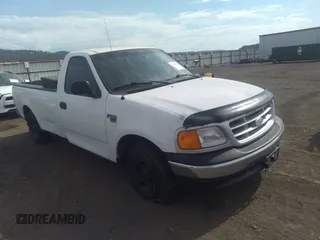2004 Ford F-150 XL z VIN 2FTRF17W64CA10617, wystawiony jako IAAI lot #36936564 z przebiegiem Nie podano mil oraz . Historia ofert i sprzedaży dostępna na DreamBid. Obrazek 1.