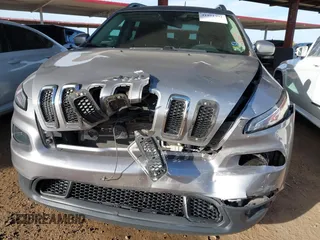 2017 Jeep Cherokee Latitude with VIN 1C4PJMCB4HD213716, listed as a IAAI auction lot 41921391 with 96,885 mi miles and . Bid and sale history available at DreamBid. Image 6.