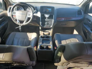 2015 Chrysler Town & Country Touring with VIN 2C4RC1BG5FR514102, listed as a Copart auction lot 55824025 with 200,969 mi miles and Clean Title. Bid and sale history available at DreamBid. Image 8.