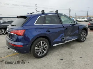 2021 Audi Q5 Premium with VIN WA1AAAFY0M2052401, listed as a Copart auction lot 63466012 with 11,922 mi miles. Bid and sale history available at carsss.com. Image 4.