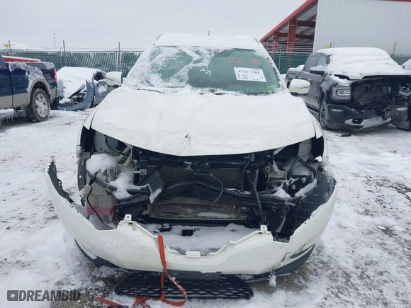 2015 Nissan Rogue SL with VIN 5N1AT2MVXFC766852, listed as a IAAI auction lot 41257381 with 134856 miles. Bid and sale history available at carsss.com. Image 13.